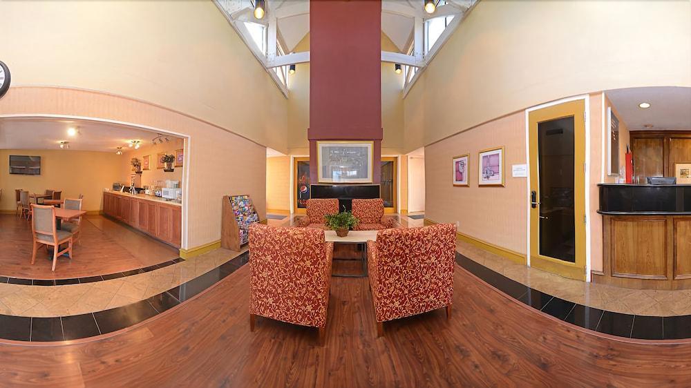 Rodeway Inn & Suites South Of Fiesta Park Сан Антонио Екстериор снимка